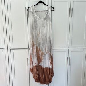 Flowy White and Brown Sleeveless Dress